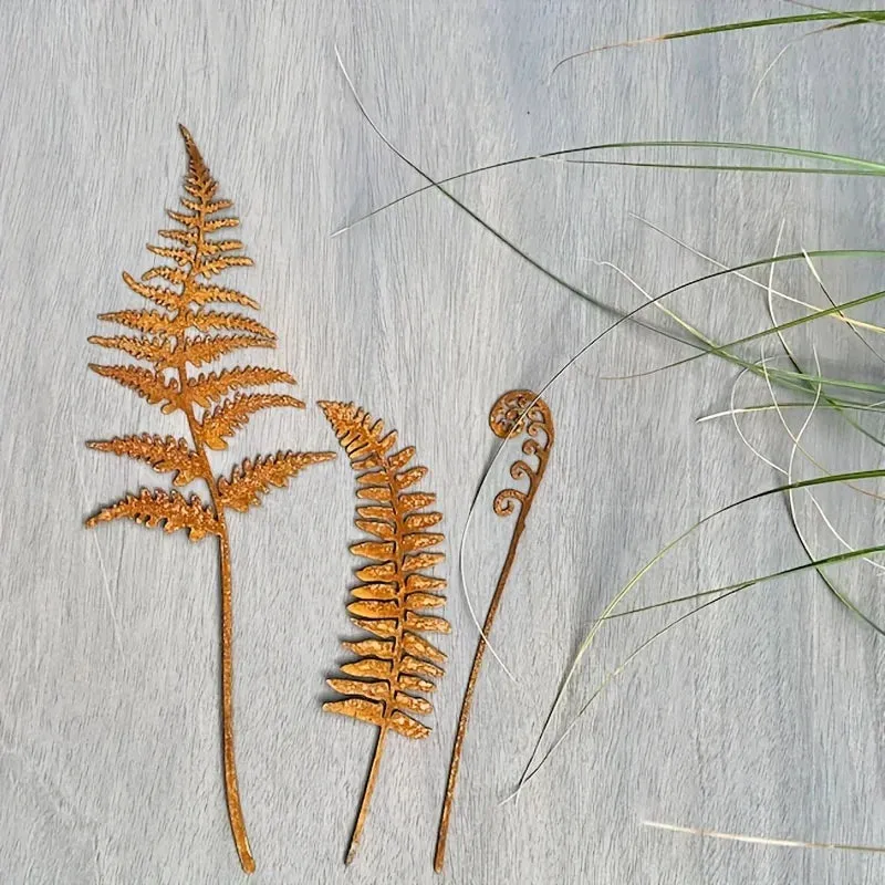 1pc Fern Fronds Rusty Metal Plant Stake Home And Garden Decor