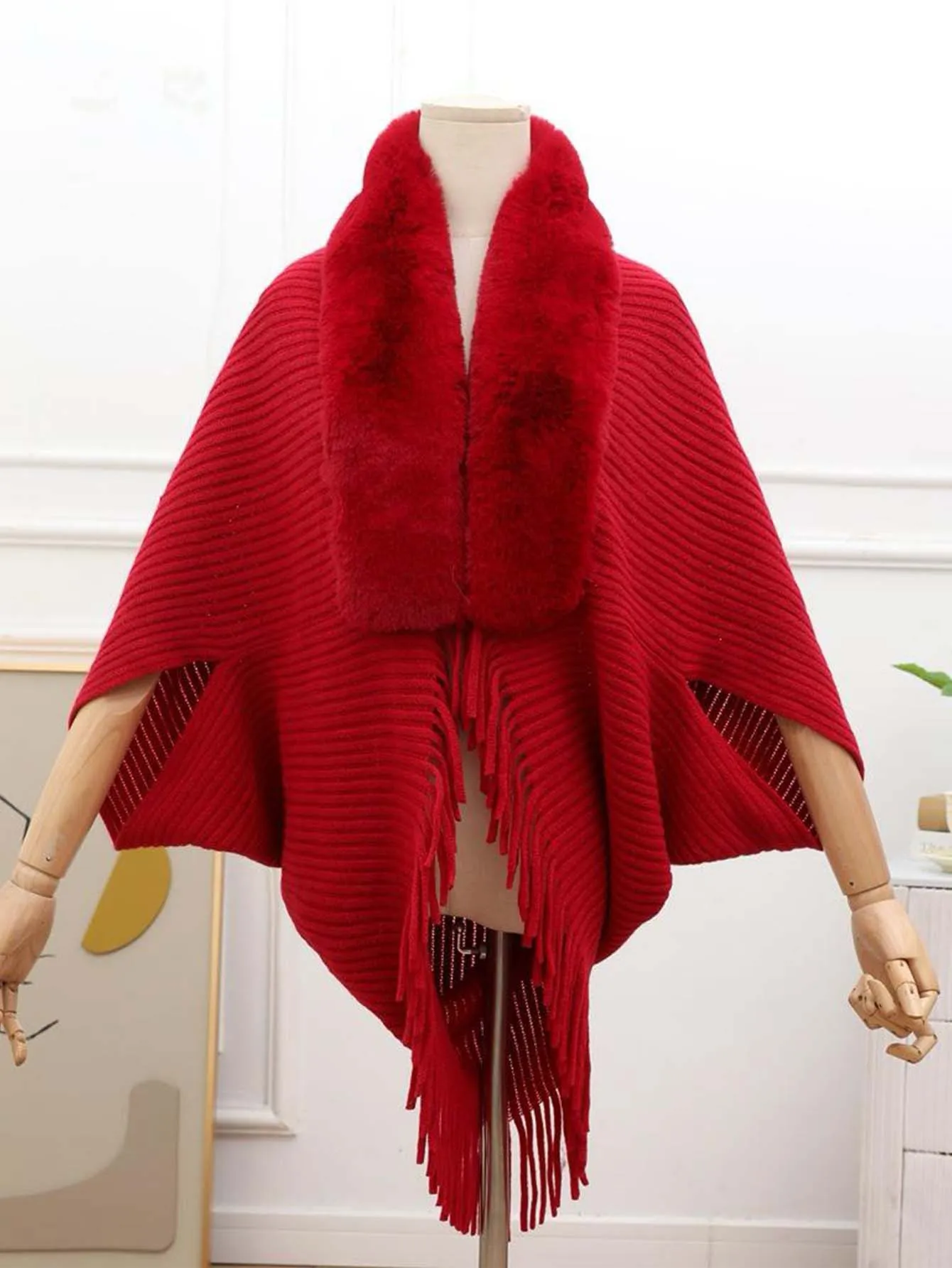 1pc Striped Tassel Shawl With Fur Collar Knitted Cape - Red - FD ⚡