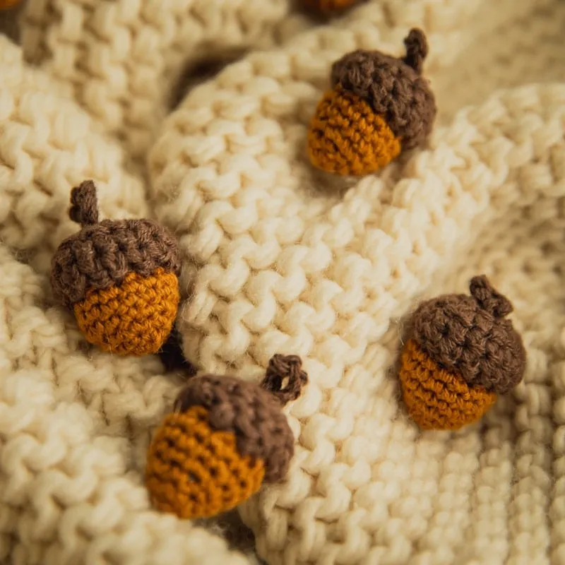 8pc Felt Wool Acorns