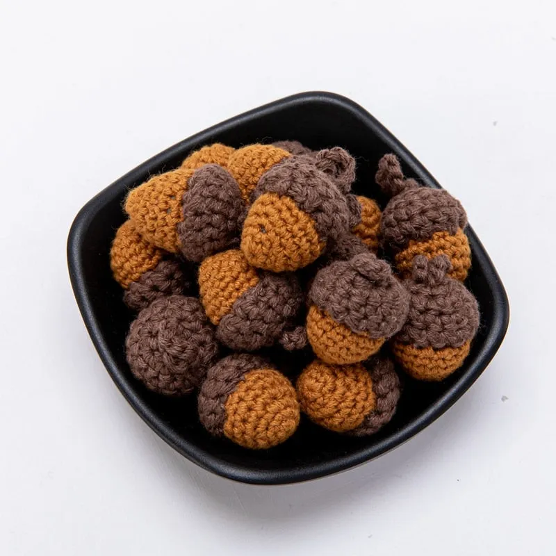 8pc Felt Wool Acorns