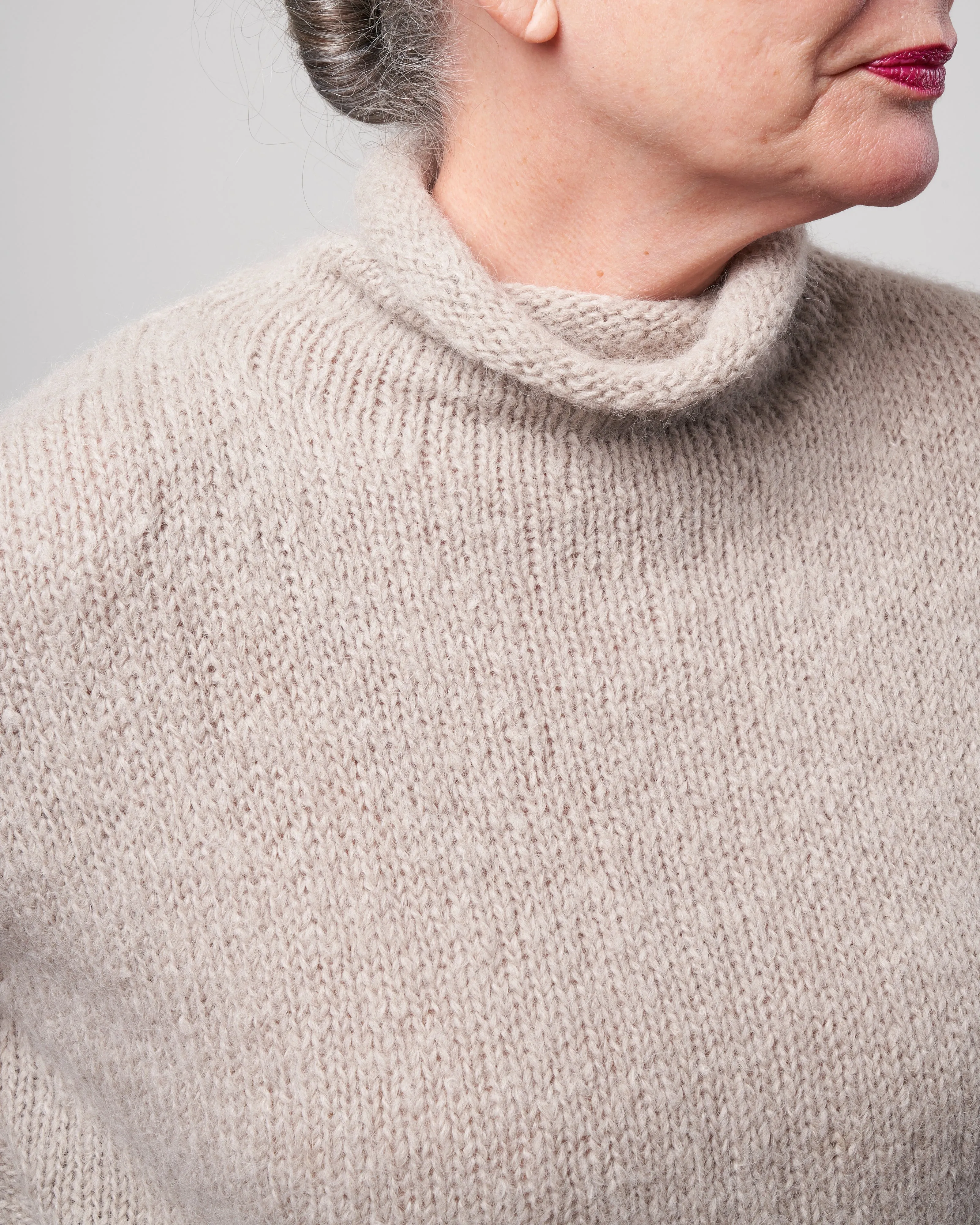 alpaca wool turtleneck - beige