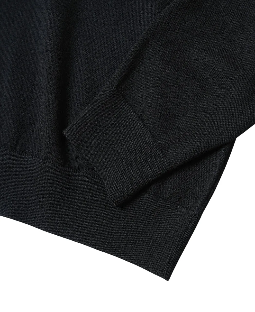 FF30G V-Neck Sweater Super Extra Fine Merino